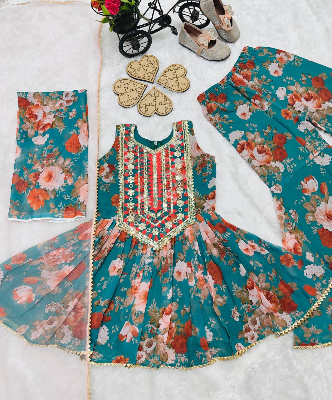 EMBROIDERY SARARA AND DUPATTA