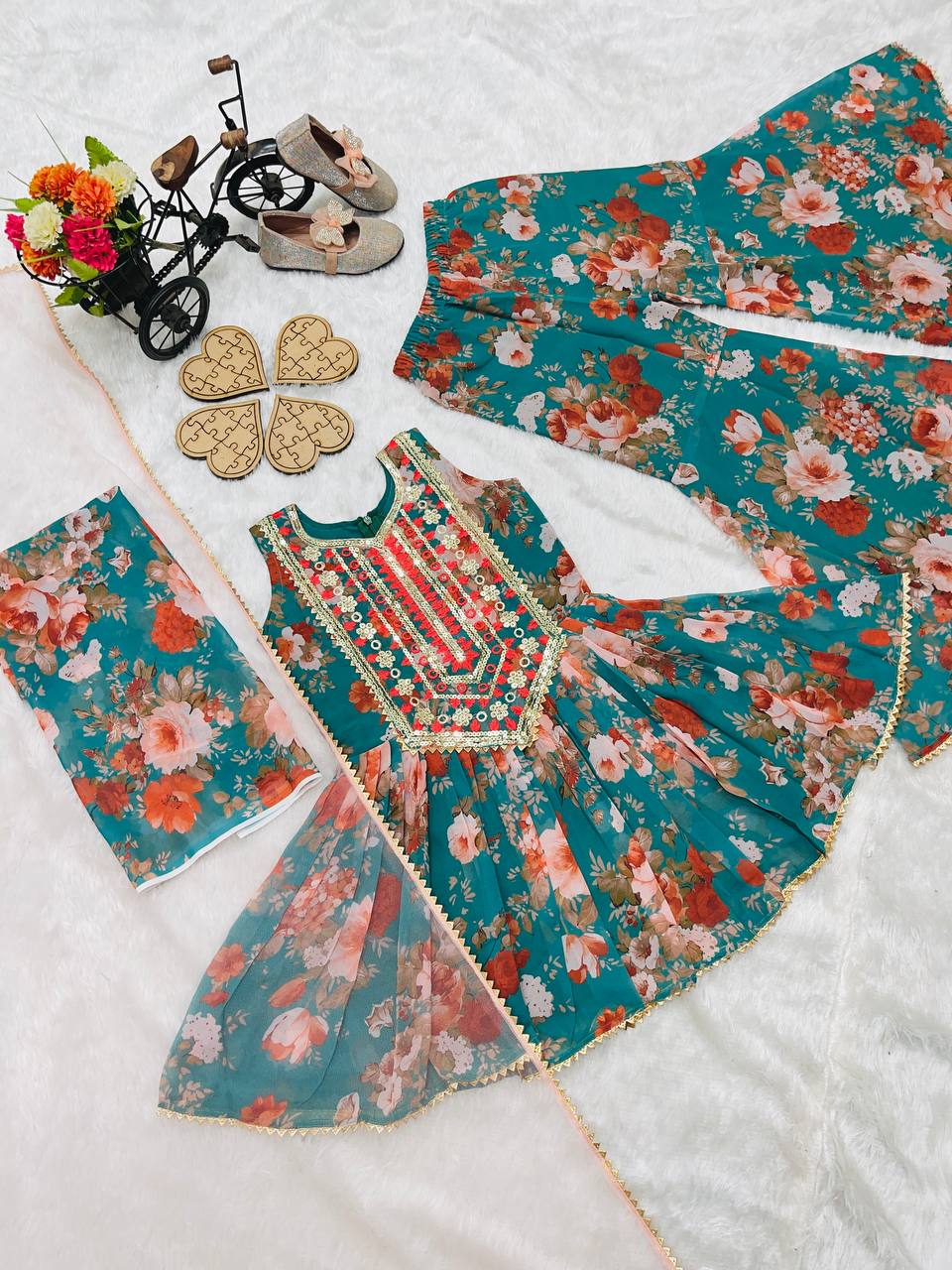 EMBROIDERY SARARA AND DUPATTA